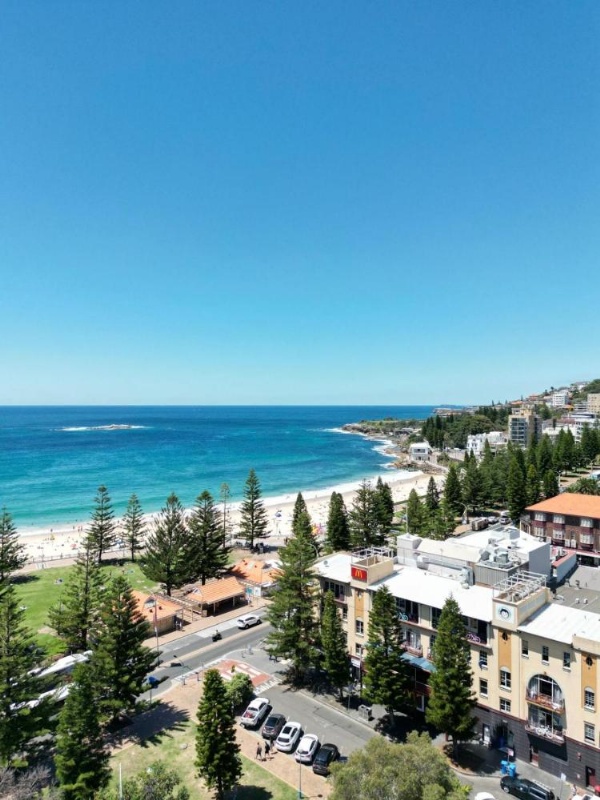 Mad Monkey Coogee Beach image 24
